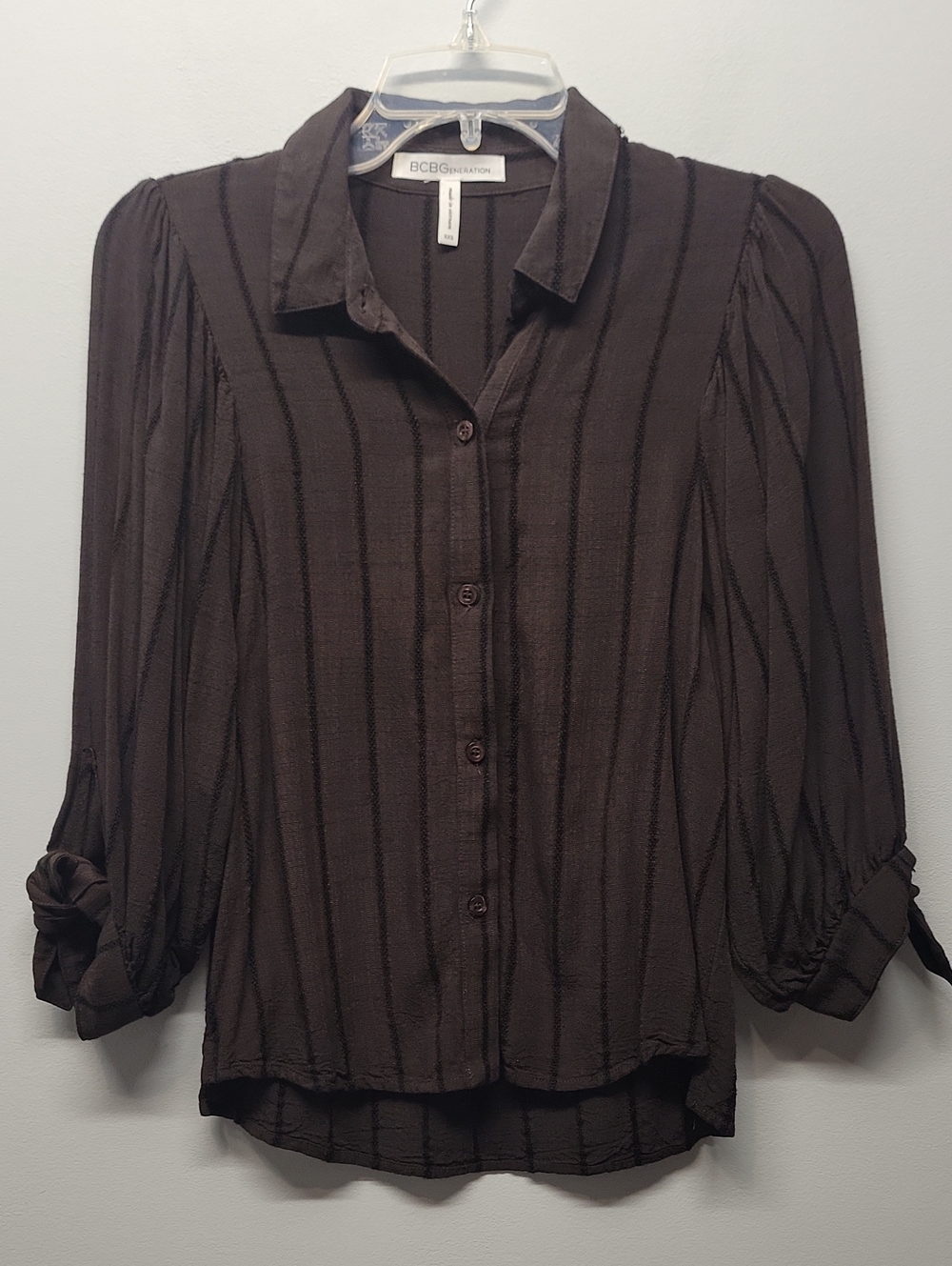 BCBGeneration brown black striped button front blouse size XXS